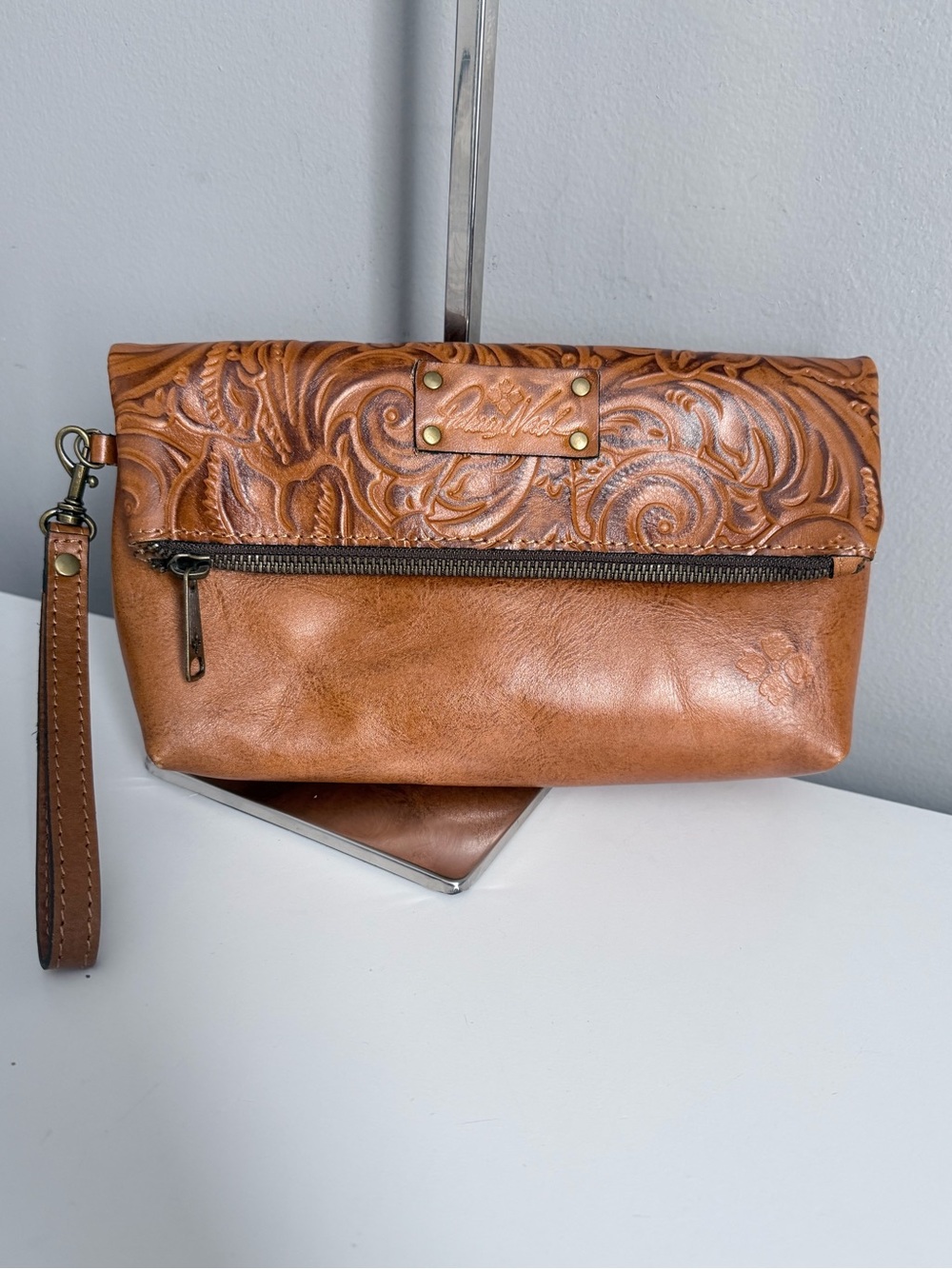 Patricia Nash Valerie Florence Brown Leather Wristlet Clutch Fold Over Tooled
